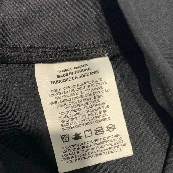 NEW NIKE WOMEN'S POWER GRAPHIC COLOR BLOCK TIGHTS BLK/GRY SZ SMALL (933785 010) - Picture 3 of 6